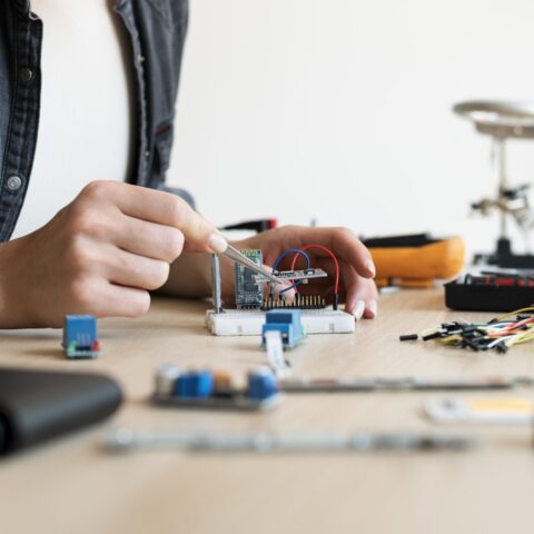 female-inventor-creating-her-workshop